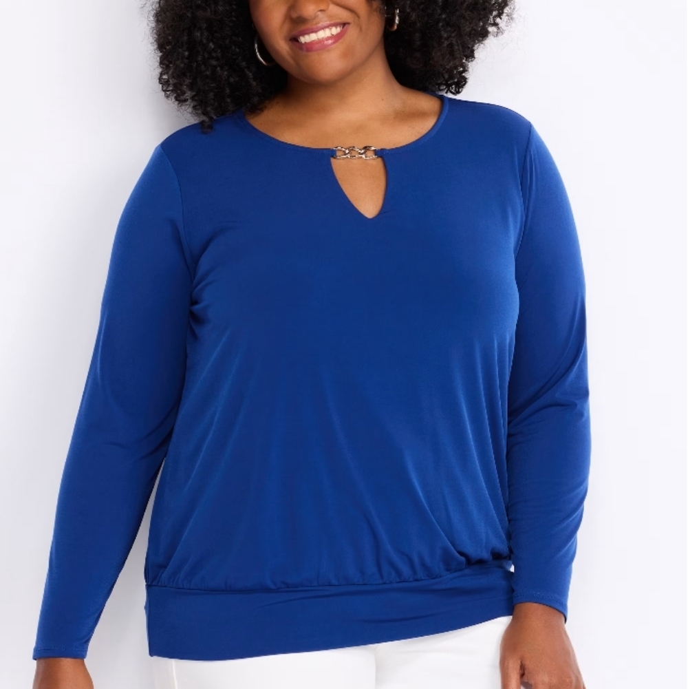 Montgomery Post - Elyssa Chain Detail Knit Top